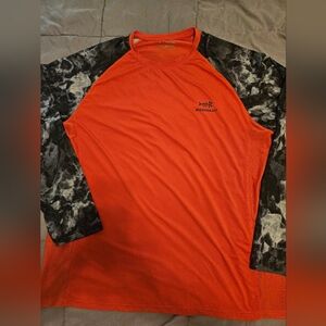 BASSDASH Men's Orange and Black Long Sleeve Shirt